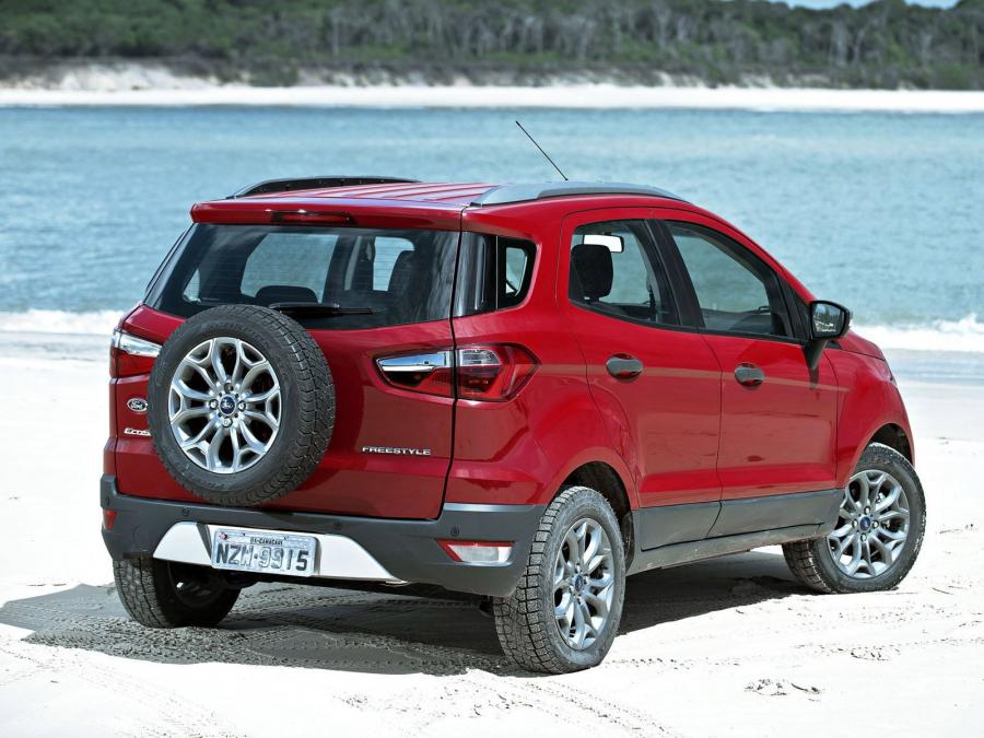  Ford EcoSport Freestyle 2012 года  (фото 8 из 18)